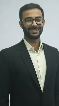 Vivek Sura, Partner at Vertari Legal