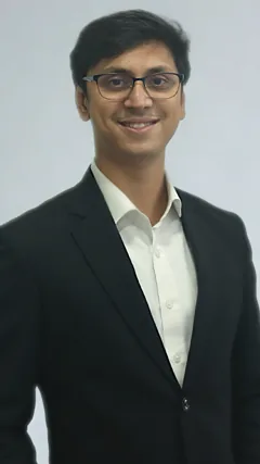 Shreshth Arya, Co-Founder & Partner at Vertari Legal